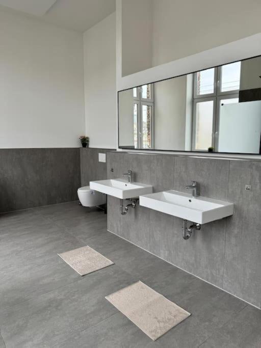 Alloggio in famiglia Heaven Homes - 15 Gehmin Vom Hbf Entfernt